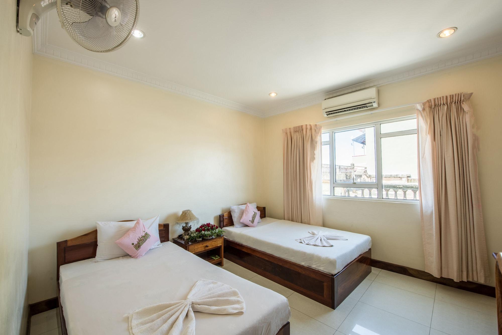 Seng Hout Hotel Battambang Exterior foto